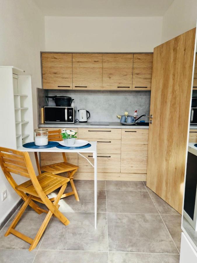 Apartman Jestrabi Lipno แชร์นาฟ โปชูมาวี ภายนอก รูปภาพ
